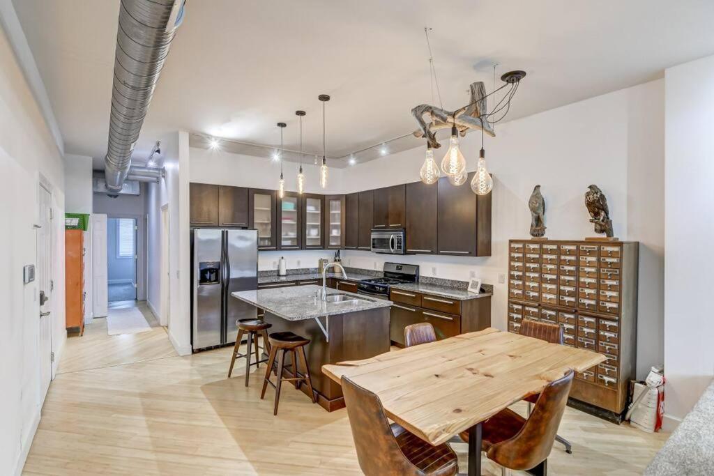 Lovely 2-Bedroom Unit In ספרינגפילד מראה חיצוני תמונה